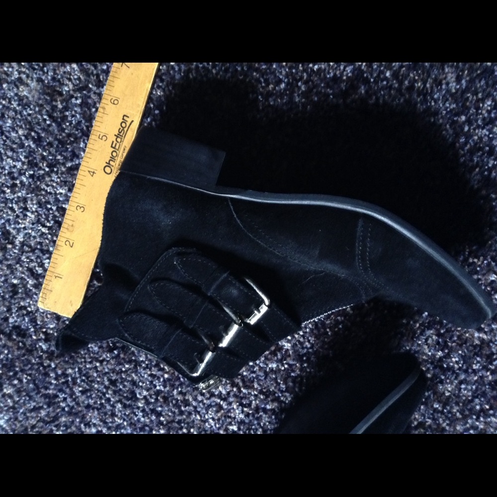 NIB Triple Buckle Booties - Picture 4 of 8